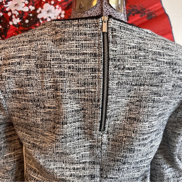 Banana Republic Black and White Bell Sleeve Top - Picture 6 of 8